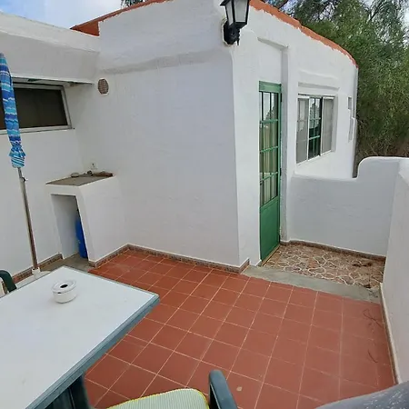 Beautiful 1-bedroom House 'oficina' Vistamar Apartament